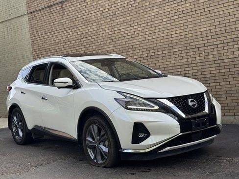 Used 2025 Nissan Murano Platinum w/ Cargo Package AWD/4WD image 2