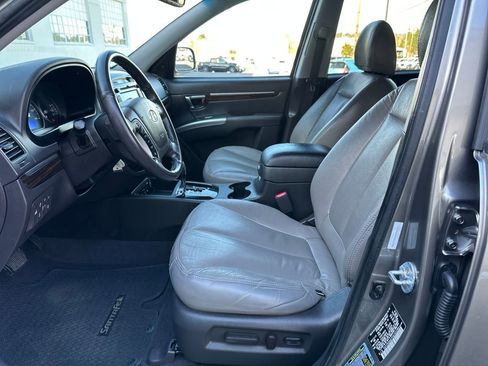 Used 2012 Hyundai Santa Fe Limited w/ Navigation Pkg 4 image 10
