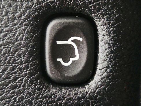 Used 2018 Jeep Grand Cherokee Altitude image 36