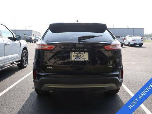 Certified 2024 Ford Edge SEL w/ Convenience Package AWD/4WD image 5