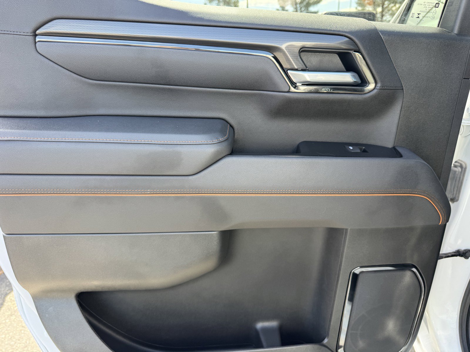 Used 2025 GMC Sierra 1500 AT4 AWD/4WD image 16