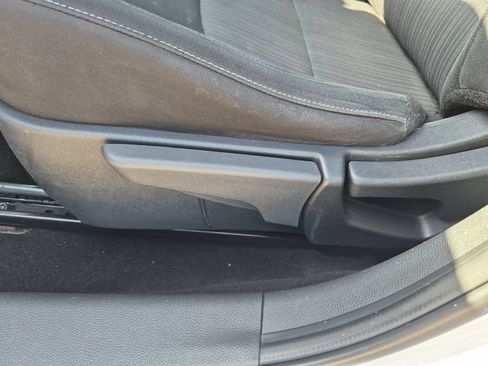 Used 2024 Nissan Sentra SV FWD image 12