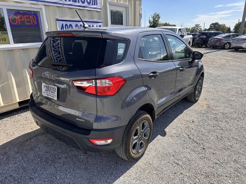 Used 2018 Ford EcoSport S image 8