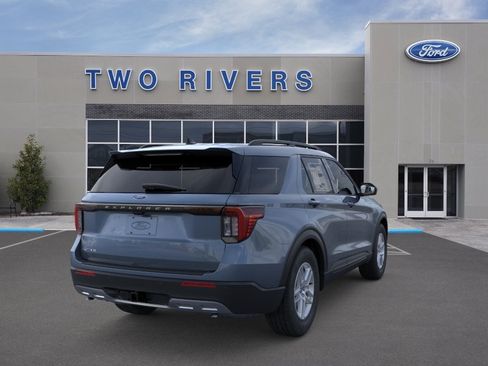 New 2026 Ford Explorer Active RWD image 8