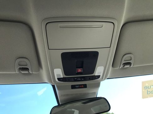 Certified 2025 Honda Accord LX image 19