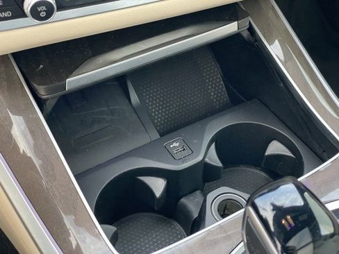 Used 2022 BMW X5 xDrive40i w/ Parking Assistance Package image 22