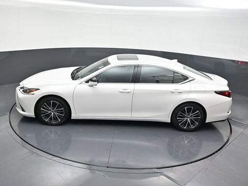 Used 2023 Lexus ES 350 w/ Premium Package image 17