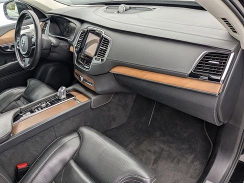 Used 2016 Volvo XC90 T8 Inscription AWD/4WD image 18