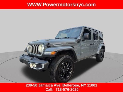 Used 2025 Jeep Wrangler Unlimited Sahara w/ Safety Group AWD/4WD image 1