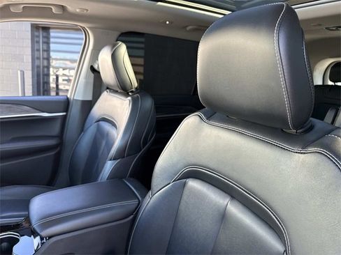 Used 2023 Jeep Grand Cherokee L Limited w/ Trailer Tow Group (B) image 30