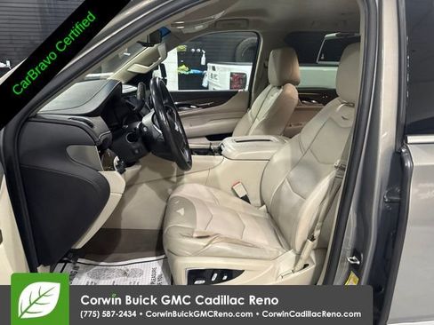 Used 2018 Cadillac Escalade 4WD w/ LPO, Radiant Package image 12