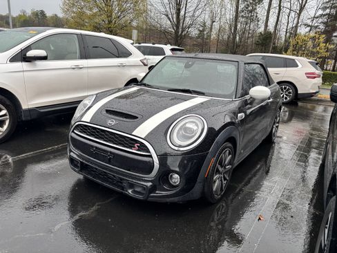 Used 2020 MINI Cooper S image 11