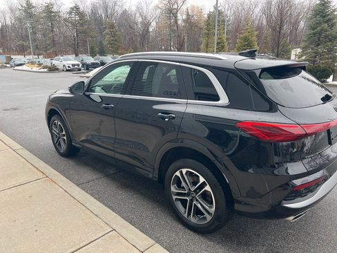 Used 2025 Audi Q5 Premium Plus w/ Premium Plus image 31