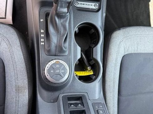 Used 2023 Ford Bronco 4-Door AWD/4WD image 19