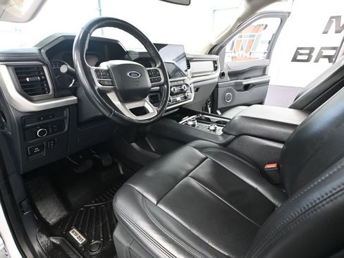 Used 2022 Ford Expedition Max XLT AWD/4WD image 23