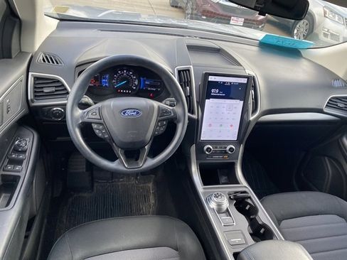 Used 2023 Ford Edge SE AWD/4WD image 13