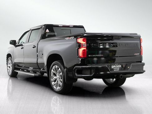 Used 2019 Chevrolet Silverado 1500 RST w/ True North Edition AWD/4WD image 3