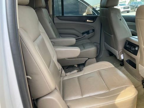 Used 2018 GMC Yukon XL SLT w/ Open Road Package image 10