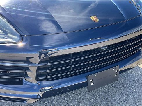 Certified 2021 Porsche Cayenne S image 27