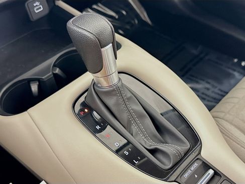 Used 2023 Honda HR-V LX image 18