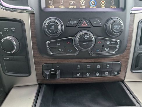 Used 2015 RAM 2500 Laramie image 16