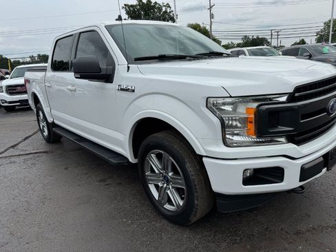 Used 2019 Ford F150 XLT w/ Equipment Group 302A Luxury AWD/4WD image 12