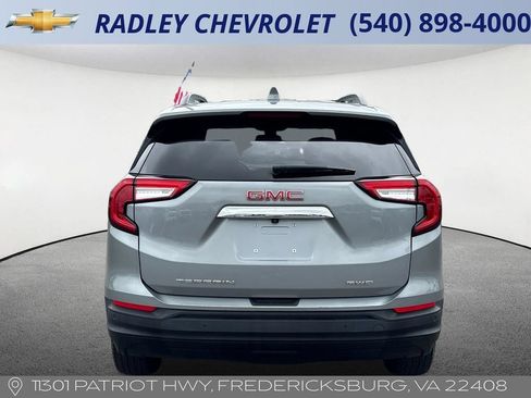 Used 2023 GMC Terrain SLE w/ Driver Convenience Package AWD/4WD image 19