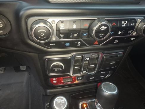 Used 2023 Jeep Wrangler Unlimited Rubicon 4xe AWD/4WD image 20
