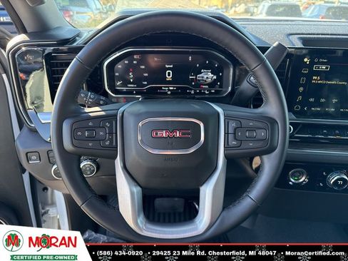 Used 2024 GMC Sierra 1500 Elevation image 13