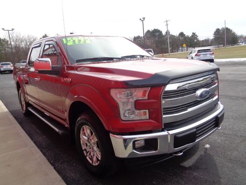 Used 2017 Ford F150 Lariat w/ Equipment Group 502A Luxury image 4