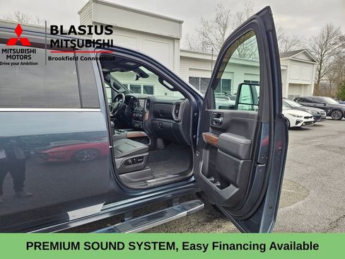 Used 2020 Chevrolet Silverado 2500 High Country w/ Z71 Off-Road Package image 12