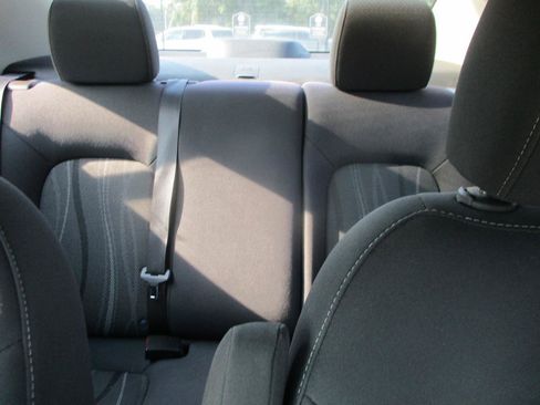 Used 2015 Chevrolet Sonic LT FWD image 16