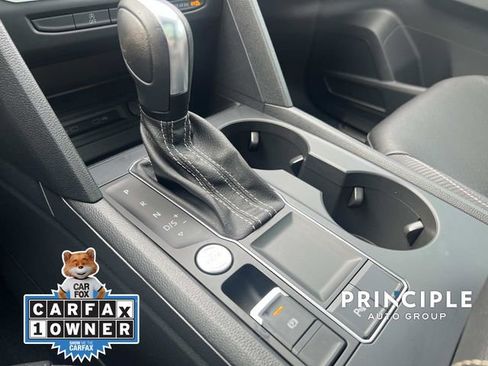 Used 2021 Volkswagen Atlas Cross Sport SE w/ Panoramic Sunroof Package FWD image 27