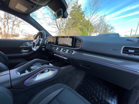 Used 2022 Mercedes-Benz GLE 53 AMG 4MATIC image 17