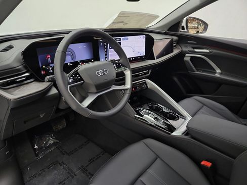 New 2026 Audi Q5 Premium Plus AWD/4WD image 10