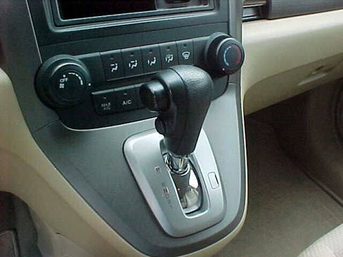 Used 2009 Honda CR-V LX image 19