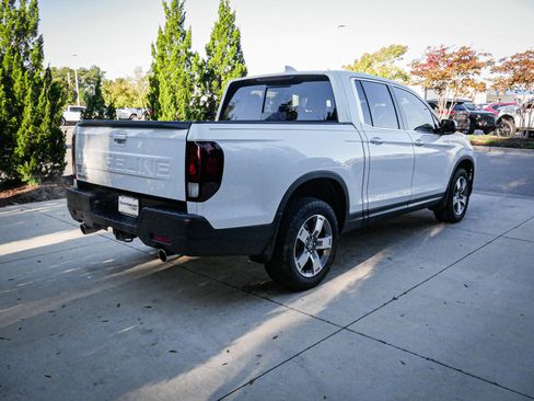 Certified 2024 Honda Ridgeline RTL image 10