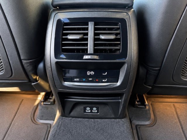 Used 2023 BMW X3 xDrive30i w/ Convenience Package AWD/4WD image 24