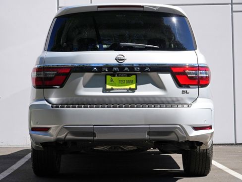 Used 2021 Nissan Armada SL w/ Captain's Chairs Package AWD/4WD image 11
