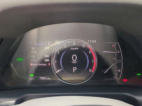 Used 2025 Lexus ES 300h w/ Premium Package FWD image 11