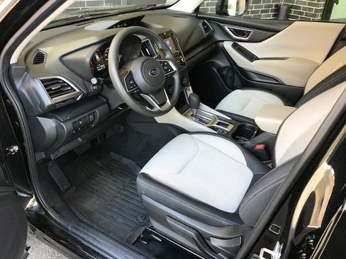 Used 2021 Subaru Forester AWD/4WD image 5