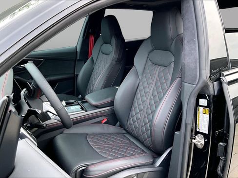 Used 2026 Audi SQ8 Prestige AWD/4WD image 8