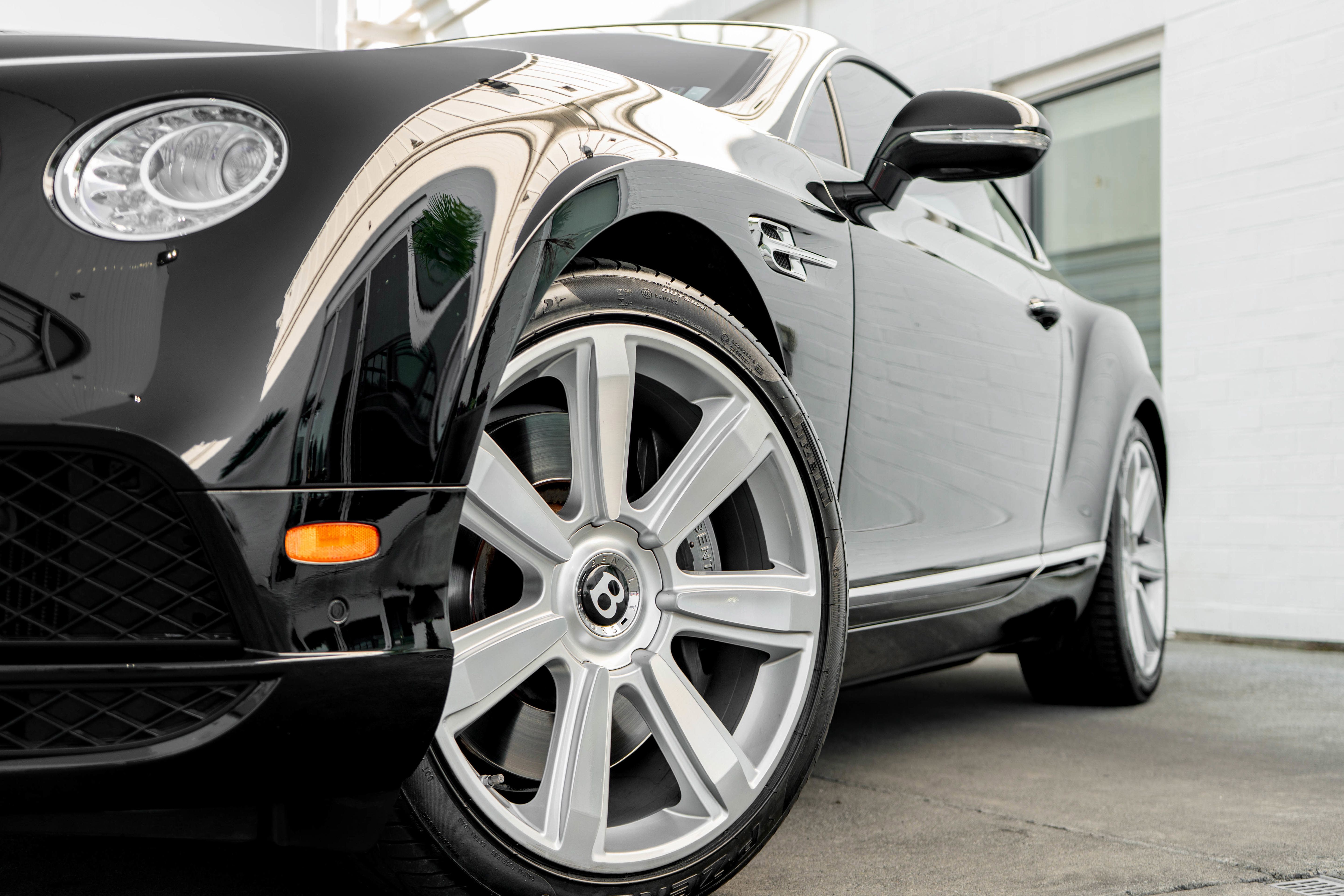 Used 2016 Bentley Continental GT AWD/4WD image 4