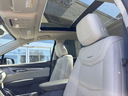 New 2025 Cadillac XT5 Premium Luxury w/ Technology Package image 27