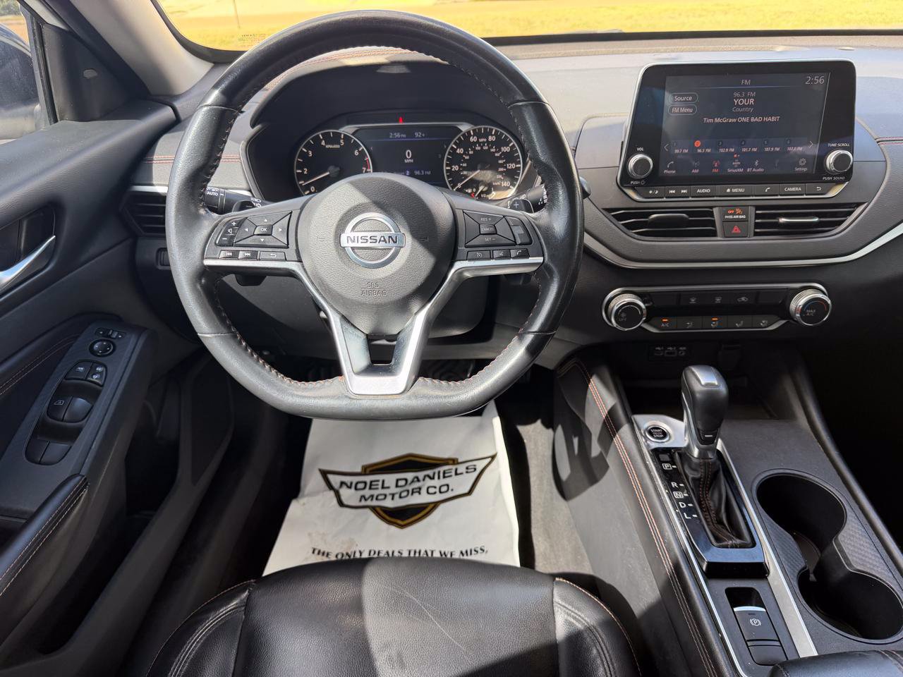 Used 2022 Nissan Altima 2.5 SR AWD/4WD image 14