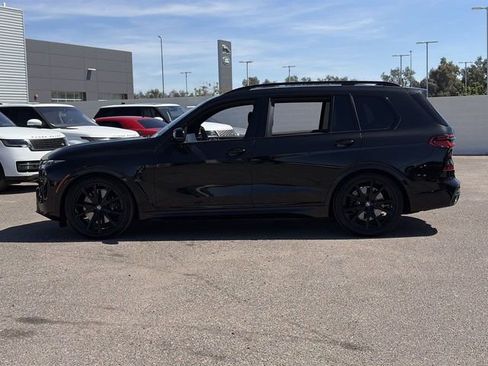 Certified 2025 BMW X7 xDrive40i w/ M Sport Package image 10