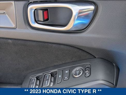 Used 2023 Honda Civic Type R image 11
