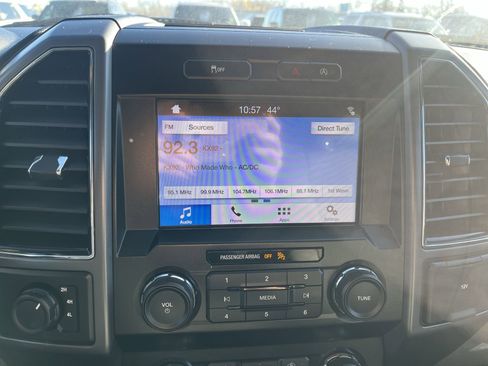 Used 2019 Ford F150 XLT w/ Equipment Group 302A Luxury image 13