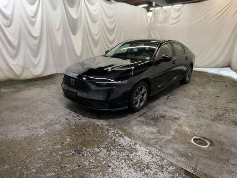 Used 2024 Honda Accord EX image 10