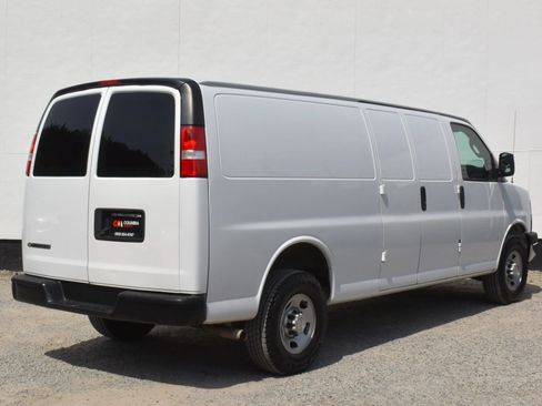 Used 2021 Chevrolet Express 2500 Extended w/ Driver Convenience Package RWD image 36